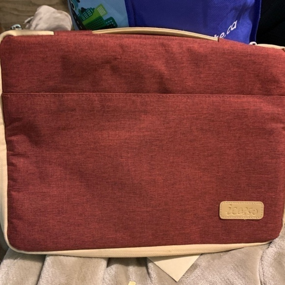 Small laptop or tablet  carrying case.